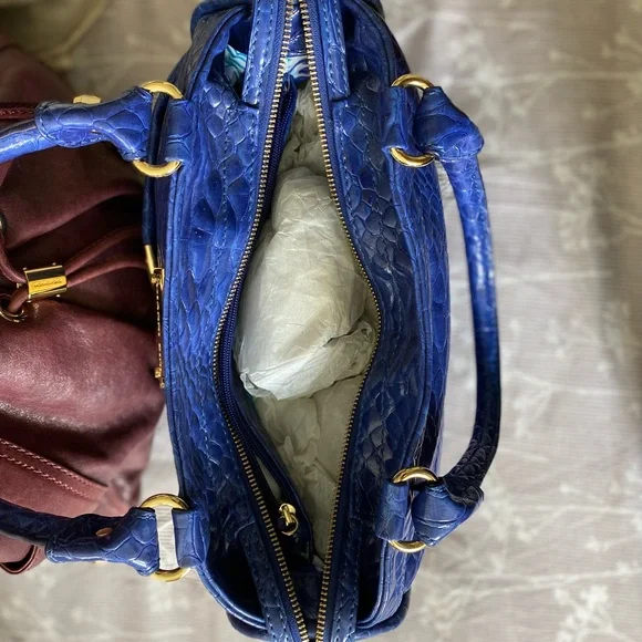 Gianni Bini Handbag - Picture 3 of 3